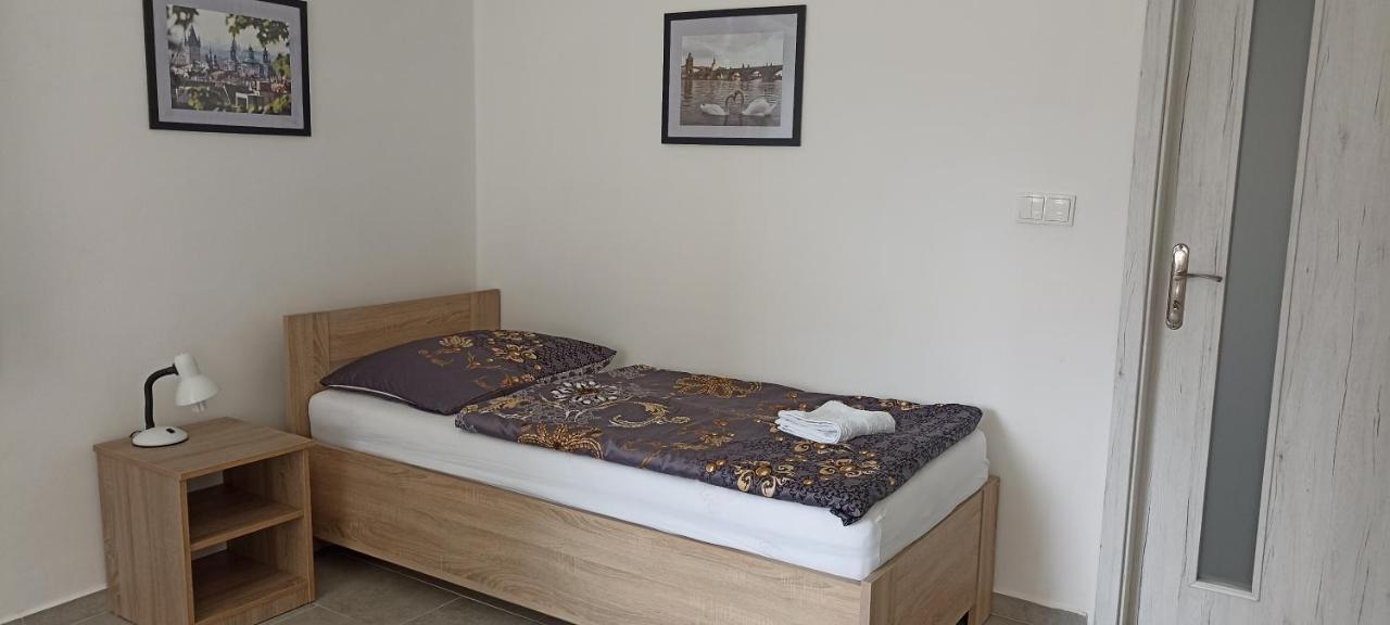 Apartman Gutino Ceska Trebova Exteriör bild